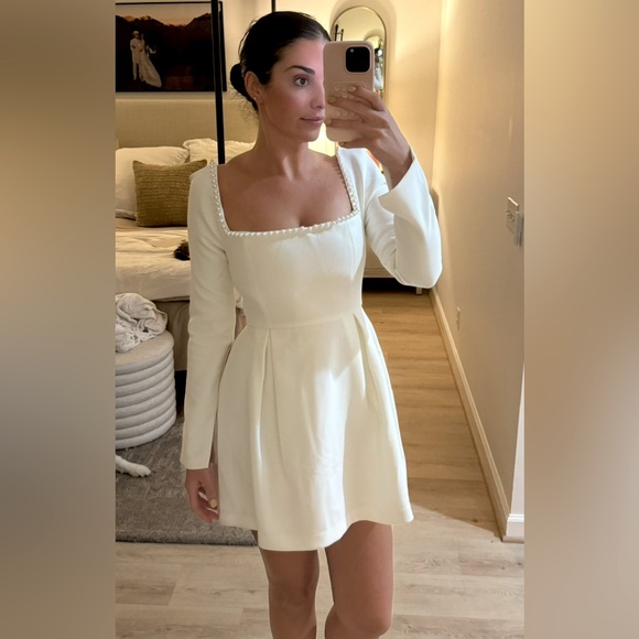 Odd Muse The Ultimate Muse Pearl Dress - Picture 1 of 3